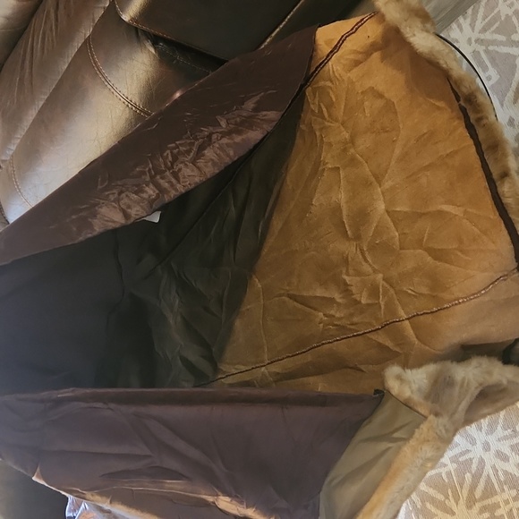 VINTAGE Tissavel Fur Coat | Tissavel of France - Picture 15 of 15